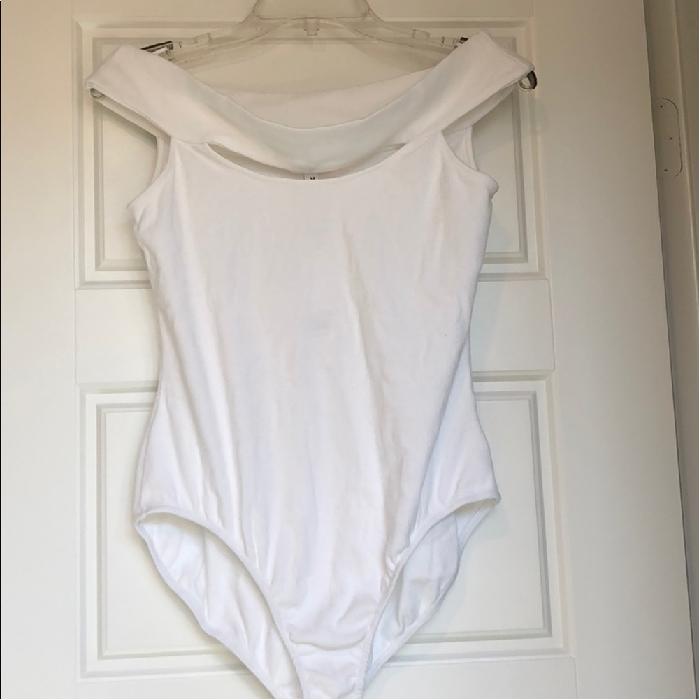 BB Dakota off the shoulder bodysuit